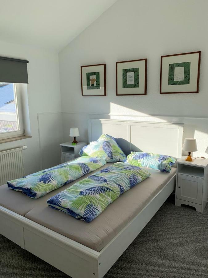 Ferienwohnung Bluetenstadt Лайхлинген Екстериор снимка