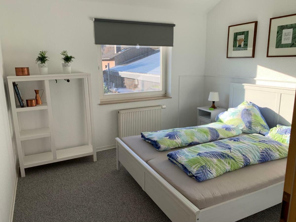 Ferienwohnung Bluetenstadt Лайхлинген Екстериор снимка